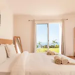 Casa Sol E Vista Arco da Calheta (Madeira)