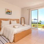 Casa Sol E Vista Arco da Calheta (Madeira)