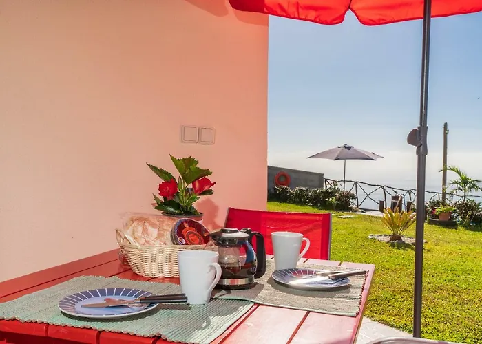 Casa Sol E Vista Arco da Calheta (Madeira)